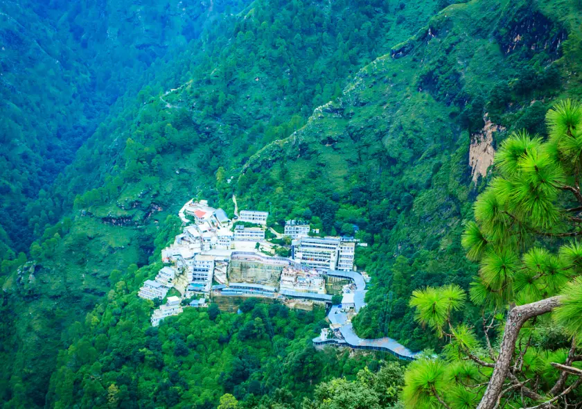Vaishnodevi Tour Package 6N/7D
